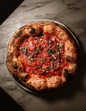 Una Pizza Napoletana